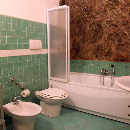 Le Terrazze Di Cristina Bed & Breakfast Vietri Екстериор снимка