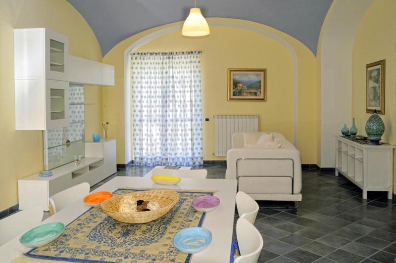 Le Terrazze Di Cristina Bed & Breakfast Vietri Екстериор снимка
