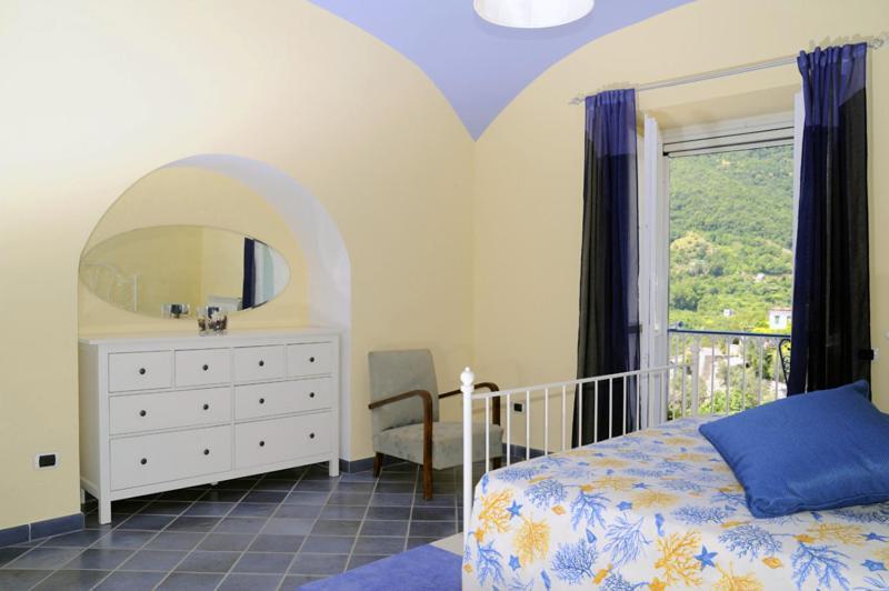 Le Terrazze Di Cristina Bed & Breakfast Vietri Екстериор снимка