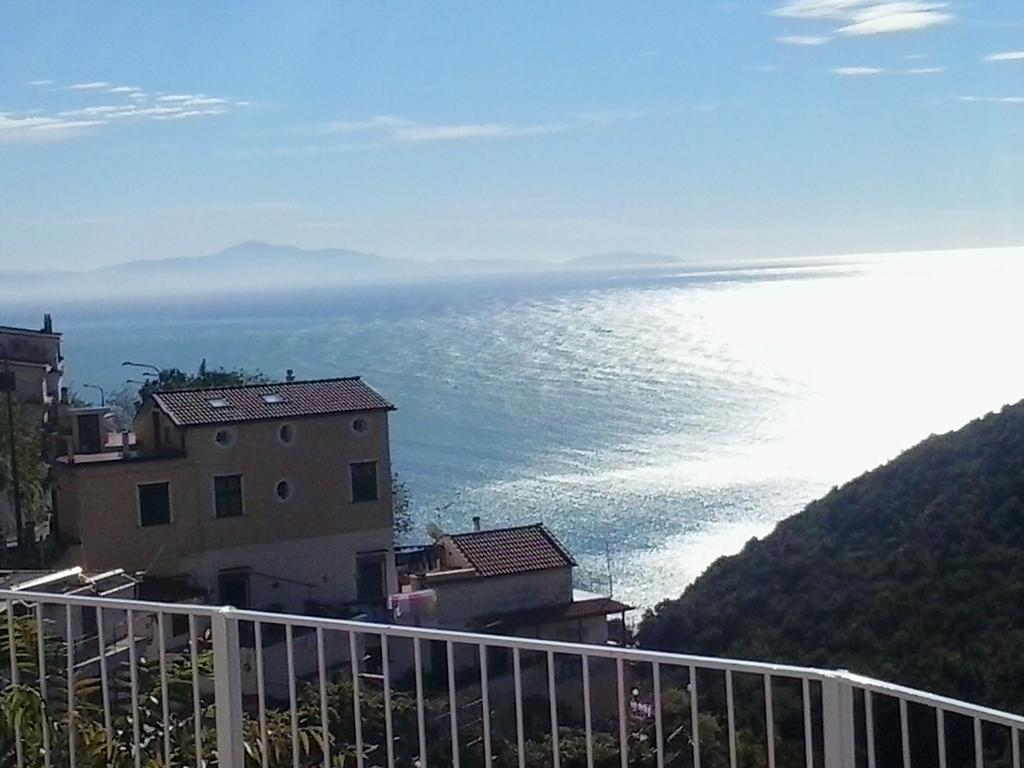 Le Terrazze Di Cristina Bed & Breakfast Vietri Екстериор снимка