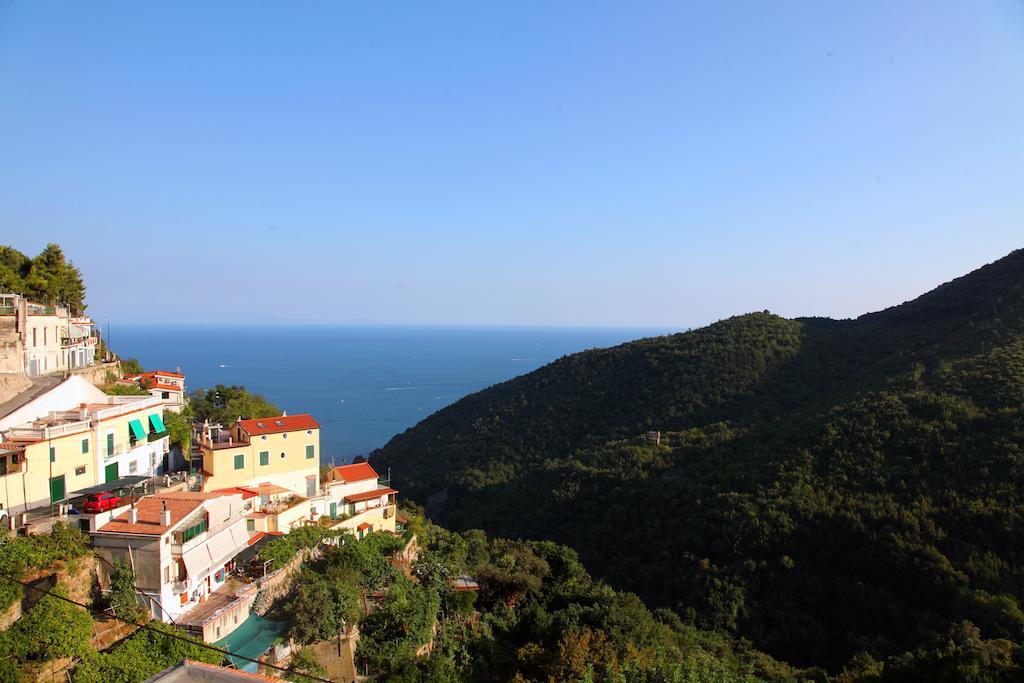 Le Terrazze Di Cristina Bed & Breakfast Vietri Екстериор снимка
